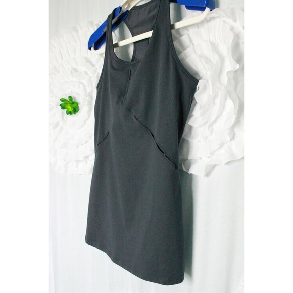 Fabletics Gray Racerback Tank Top Peek A Boo Slits Active Yoga Athleisure XS - Picture 4 of 9